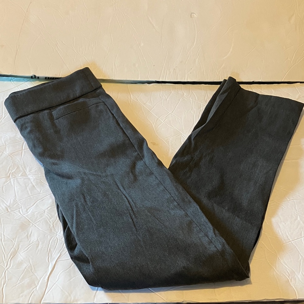Liz Claiborne career pull on Pants Sz 4